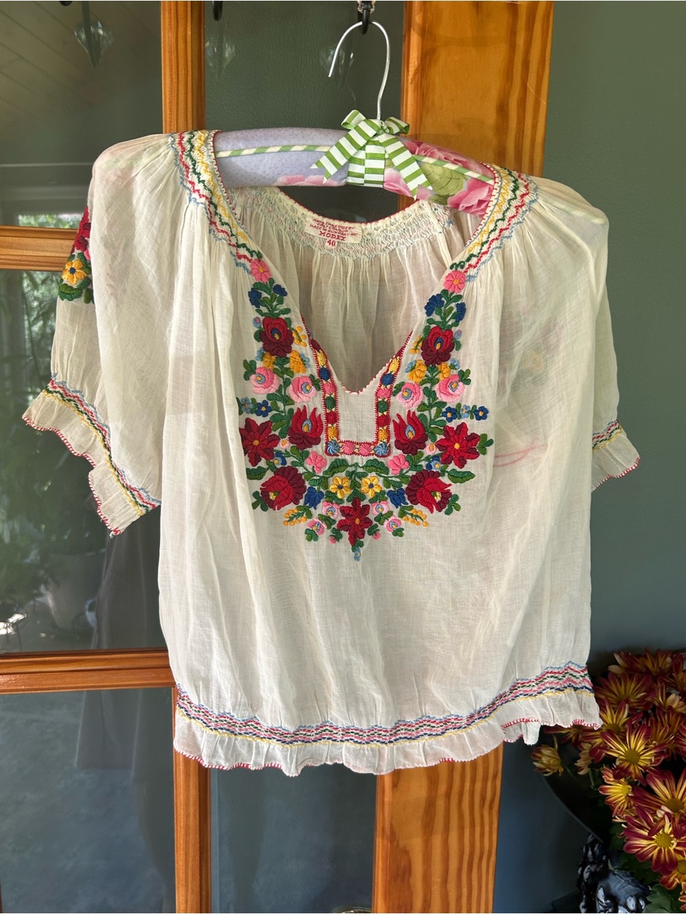 Vintage 1970s Pheasant Cropped Blouse never worn